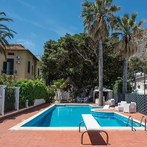 Liberty Sul Mare Bed and breakfast